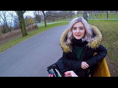 ❤️ Para için bir yabancının sıcak boşalmasını yutar - parkta Eva Elfie tarafından oral seks ❤❌ Ev yapımı porno bizde ﹏